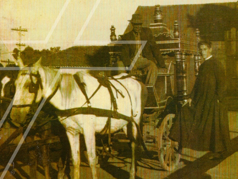 O primeiro carro fúnebre de Palmeira