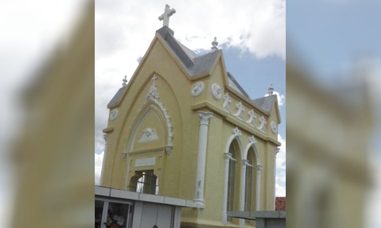 Reforma de Jazigo Histórico